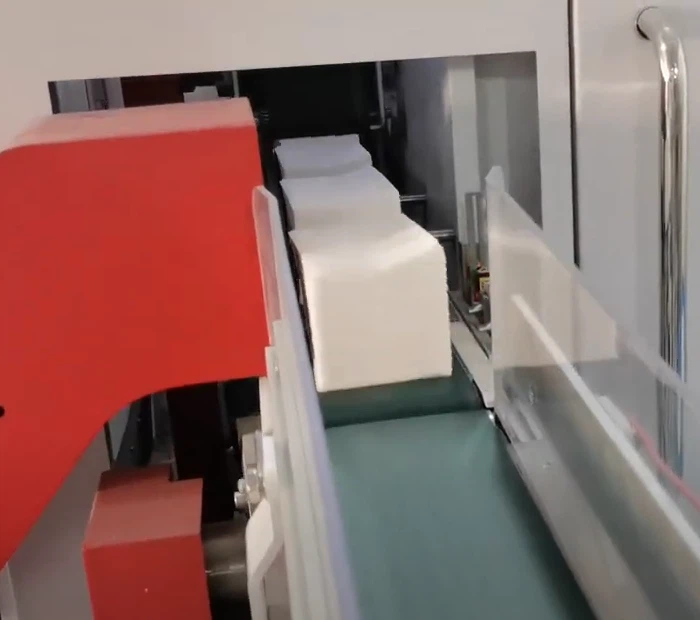 How Does A Tissue Paper Producer Choose A Suitable Tissue Paper Cutter Machine?